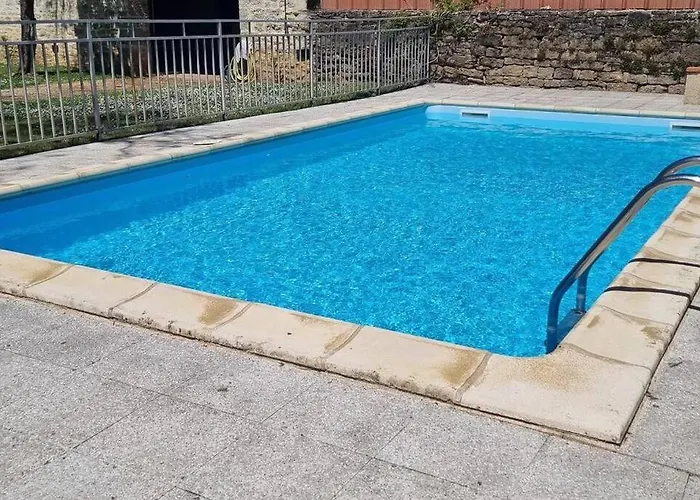 Charmante Ferme Renovee Piscine